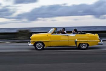 1950's era car in motion along the Malecon or seawall, Havana, Cuba | Obraz na stenu