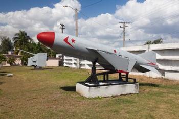 Cuba, Cienfuegos, Naval museum, Soviet-era missile | Obraz na stenu