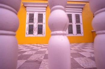 Yellow Building and Detail, Willemstad, Curacao, Caribbean | Obraz na stenu