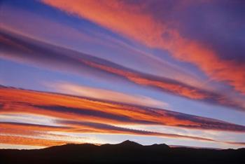 Canada, Alberta, Burmis sunset over the Canadian Rocky Mountains | Obraz na stenu