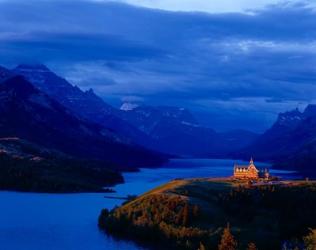 Prince of Wales Hotel, Wateron Lakes National Park, Alberta, Canada | Obraz na stenu