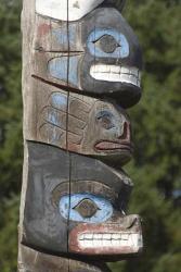 Tseshaht Totem Poles, Port Alberni, British Columbia | Obraz na stenu