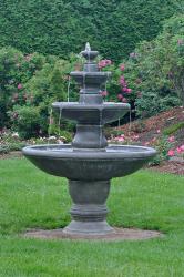 Fountain at KIngsbrae Garden | Obraz na stenu