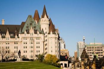 Chateau Laurier Hotel in Ottawa | Obraz na stenu