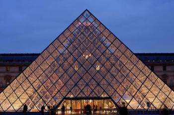 Pyramid, Louvre, Paris, France | Obraz na stenu