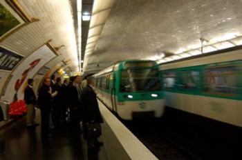 Commuters Inside Metro Station, Paris, France | Obraz na stenu