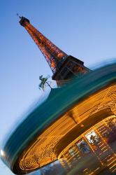 Winter View of the Eiffel Tower and Carousel | Obraz na stenu