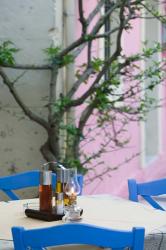 Cafe Table, Yacht Harbor, Fiskardo, Kefalonia, Ionian Islands, Greece | Obraz na stenu