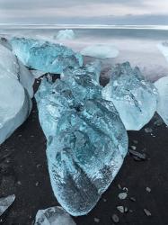 Icebergs On Black Volcanic Beach Vatnajokull, Iceland | Obraz na stenu