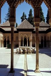 Patio de los Leones in the Alhambra, Granada, Spain | Obraz na stenu