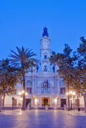 City Hall (Ayuntamiento) at Dawn, Valencia, Spain | Obraz na stenu