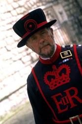Beefeater at the Tower of London, London, England | Obraz na stenu