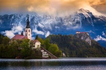 Europe, Slovenia, Lake Bled Church Castle On Lake Island And Mountain Landscape | Obraz na stenu