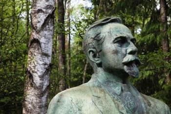 Lithuania, Grutas, Statue of Mickevicius-Kapsukas | Obraz na stenu