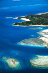 Aerial of Maolo Island, Mamanuca Islands, Fiji | Obraz na stenu