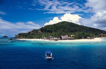 Boat Approaching Castaway Island Resort, Mamanuca Islands, Fiji | Obraz na stenu