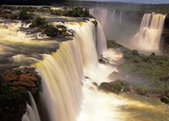 Towering Igwacu Falls Thunders, Brazil | Obraz na stenu