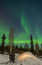 Alaska, Fairbanks A Quinzee Snow Shelter And Aurora Borealis | Obraz na stenu