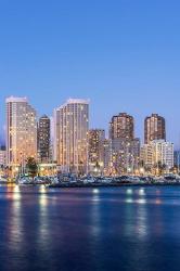 Hawaii, Honolulu, Twilight Waikiki Skyline | Obraz na stenu