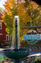 Old Mill Art Gallery, Whitefield, New Hampshire | Obraz na stenu