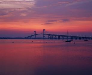 The Newport Bridge at sunset, Newport, Rhode Island | Obraz na stenu