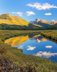 Mountain And River Landscape Of The Wasatch Cache National Forest | Obraz na stenu