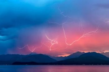 Lightning Over Hood Canal And The Olympic Mountains | Obraz na stenu
