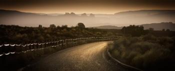 Road with Fence | Obraz na stenu