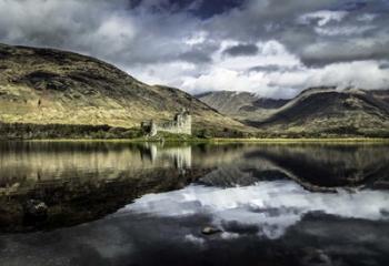 Kilchurn Castle | Obraz na stenu