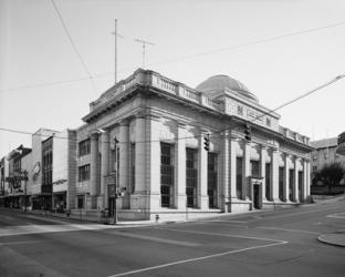 GENERAL VIEW, MAIN ST. FACADE ON LEFT, NINTH ST. ON RIGHT - Lynchburg National Bank, Ninth and Main Streets, Lynchburg | Obraz na stenu