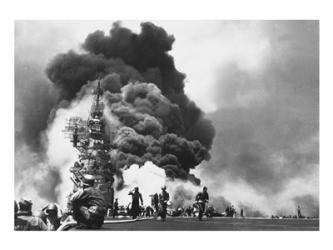 USS Bunker Hill Hit by Two Kamikazes | Obraz na stenu
