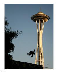 Skateboarder Aloft and Space Needle | Obraz na stenu