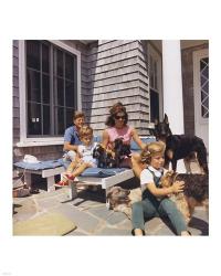 Photograph of Kennedy Family with Dogs During a Weekend at Hyannisport | Obraz na stenu