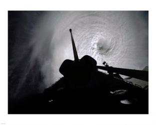 Orbiter Columbia Passes Over the Eye of Typhoon Owen | Obraz na stenu