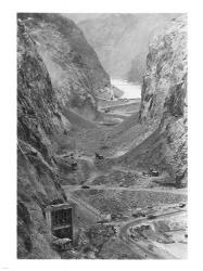 Looking upstream through Black Canyon toward Hoover Dam site showing condition after diversion of Colorado River | Obraz na stenu