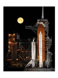 Space Shuttle Discovery under a Full Moon | Obraz na stenu