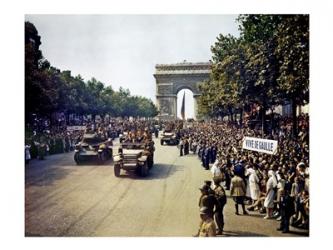 Crowds of French Patriots Line the Champs Elysees | Obraz na stenu