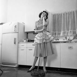 1950s Daydreaming Bored Woman | Obraz na stenu