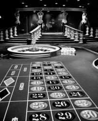 1960s Casino Viewed Of Roulette Table | Obraz na stenu
