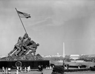 1960s Marine Corps Monument In Arlington | Obraz na stenu