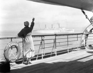 1930s Back Of Woman On Of Cruise | Obraz na stenu