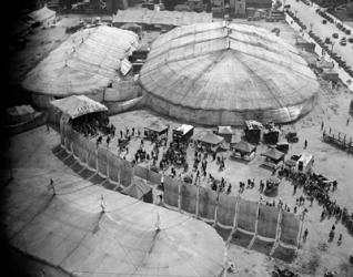 1930s Aerial View Of Circus Tents | Obraz na stenu