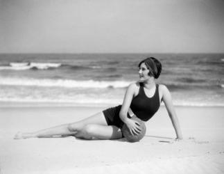 1920s Woman In Bathing Suit | Obraz na stenu