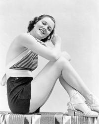 1930s  Smiling Brunette Woman Wearing Striped Halter Top | Obraz na stenu