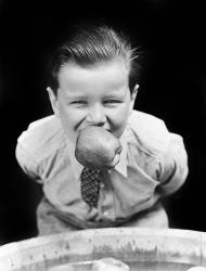 1930s Boy Bobbing For Apples | Obraz na stenu
