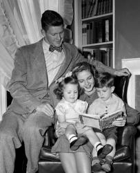 1940s Father Watching  Mother Reading To Son And Daughter | Obraz na stenu