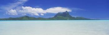 Boat In The Ocean, Bora Bora, French Polynesia | Obraz na stenu