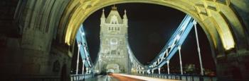 Bridge lit up at night, Tower Bridge, London | Obraz na stenu
