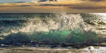 Wave Crashing on the Beach, Kauai Island, Hawaii (detail) | Obraz na stenu