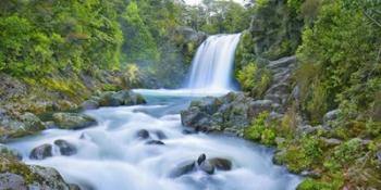 Tawhai Falls, New Zealand | Obraz na stenu